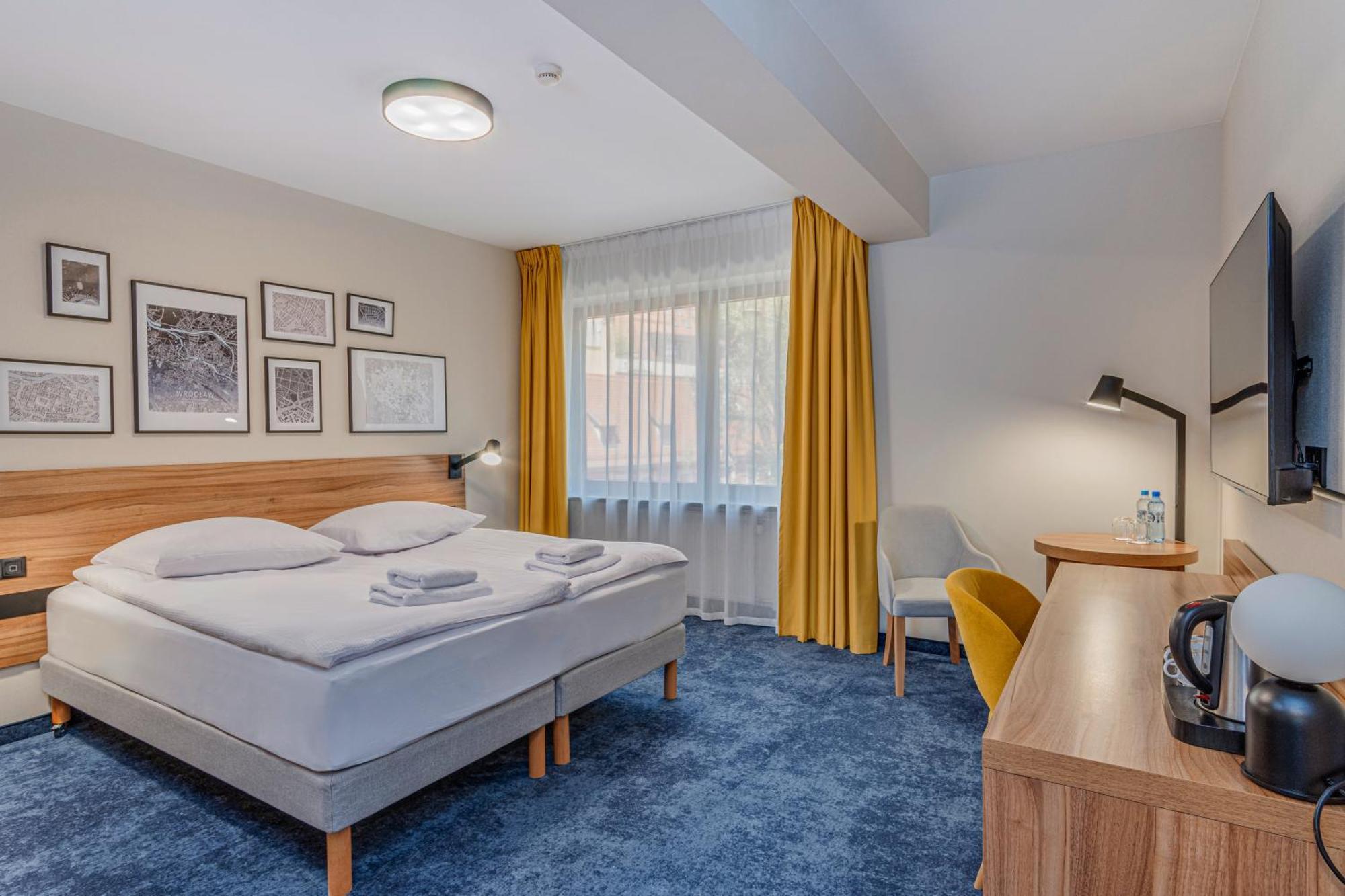 Hotel Tulip - Centre 3*